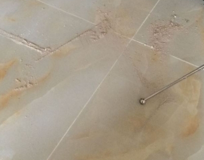绥化市瓷砖空鼓维修公司分享粘合剂选择不当在瓷砖铺贴过程中可能导致以下问题